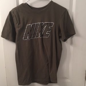 Nike Adult Small T-Shirt